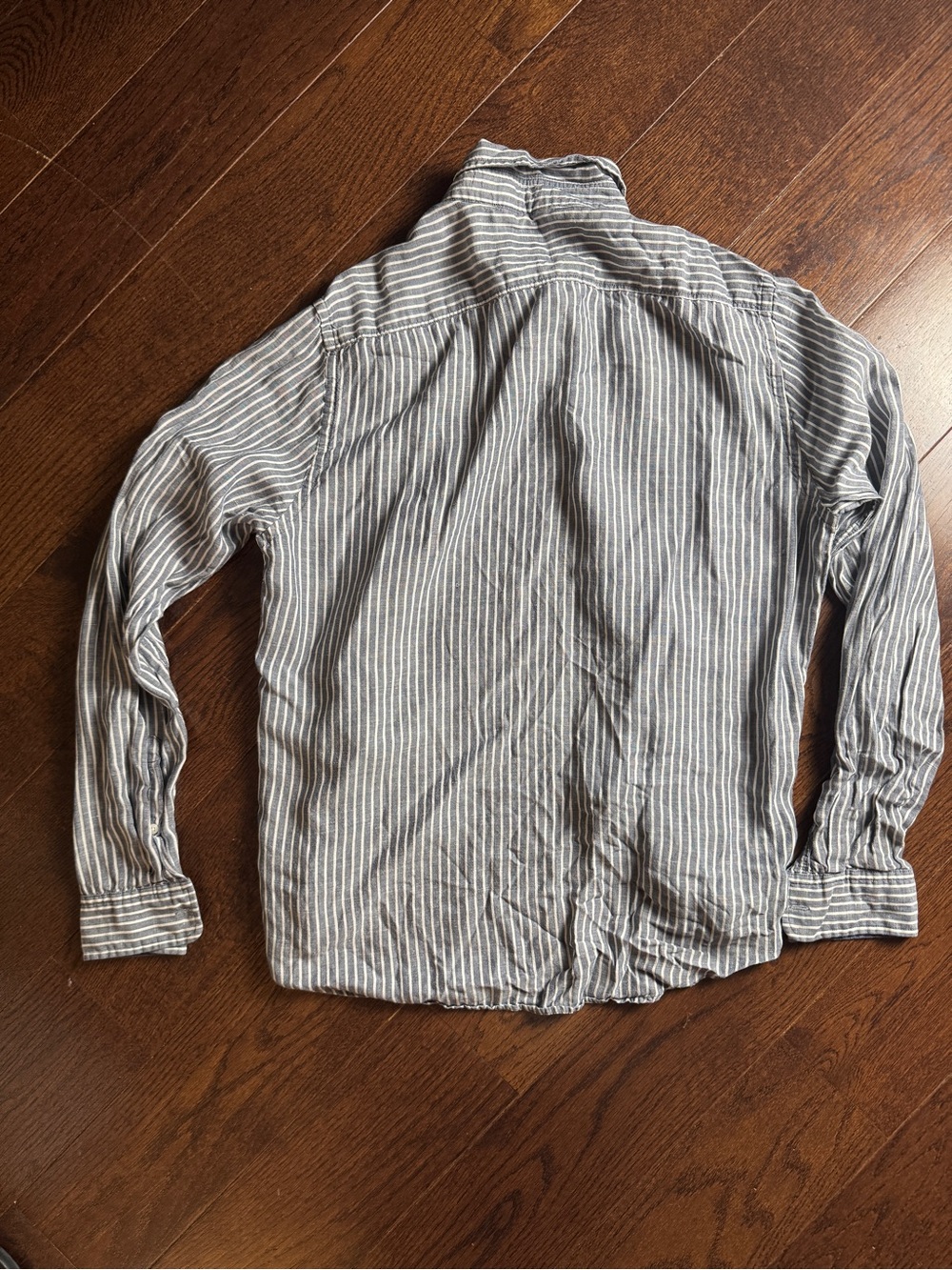 Express Men's Gray and White Vertical Stripe Button-Down Shirt